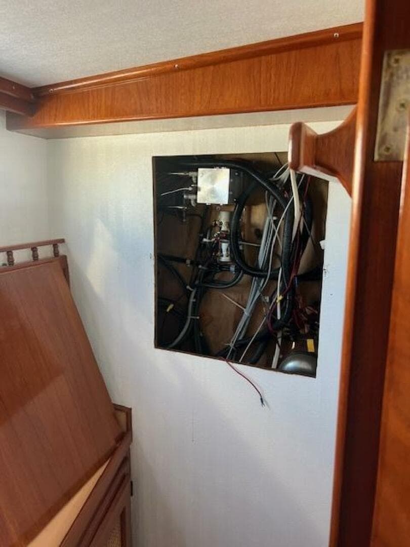 1985 Sunnfjord Trawler 42