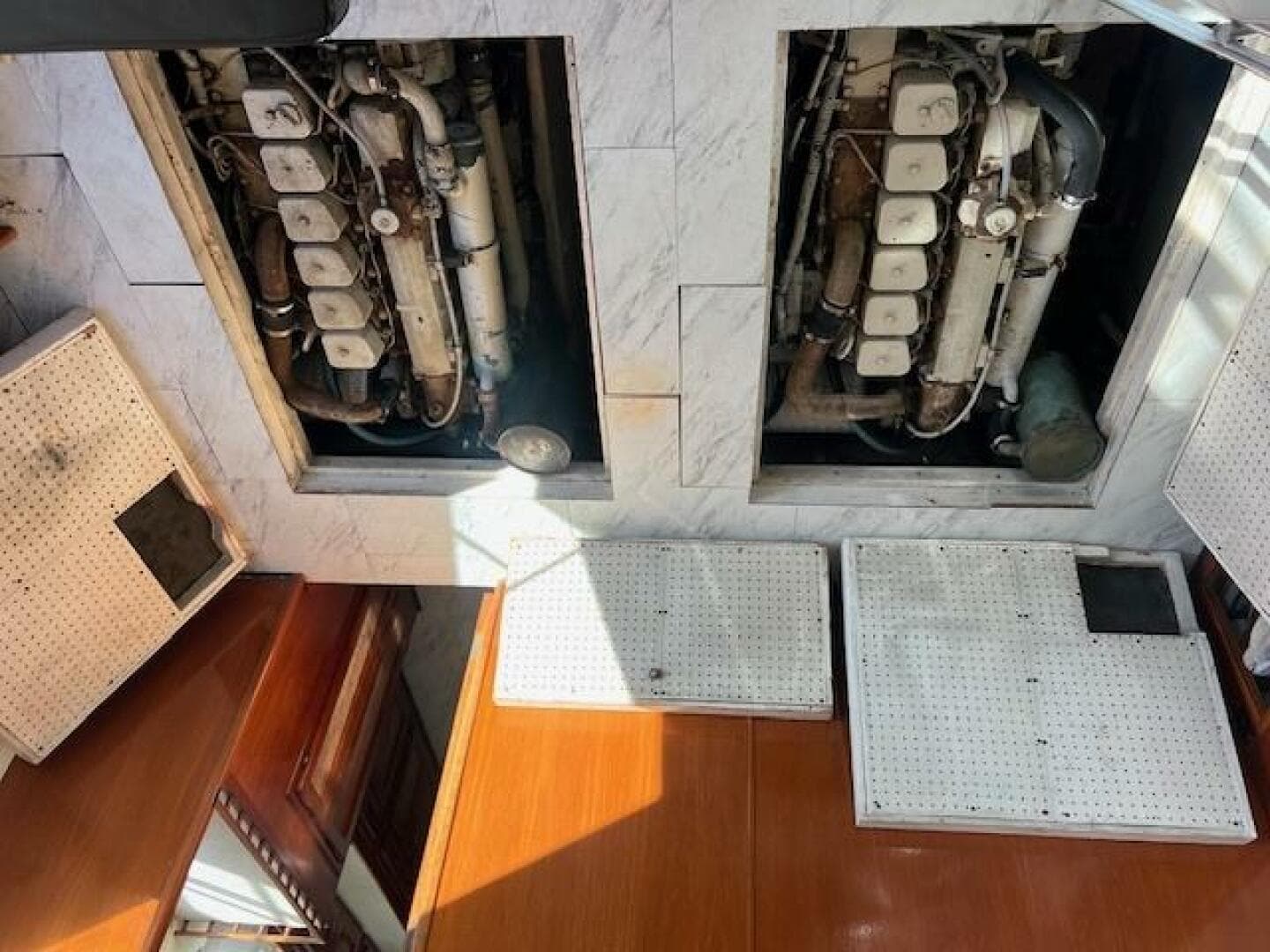 1985 Sunnfjord Trawler 42