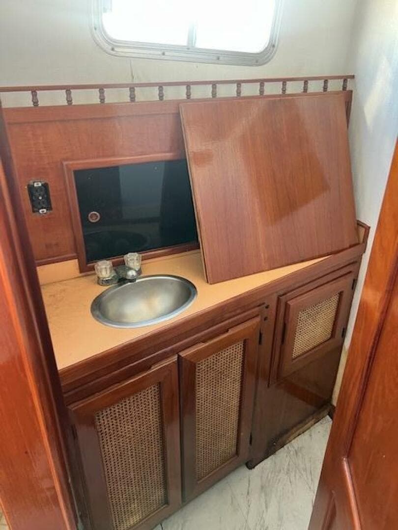 1985 Sunnfjord Trawler 42