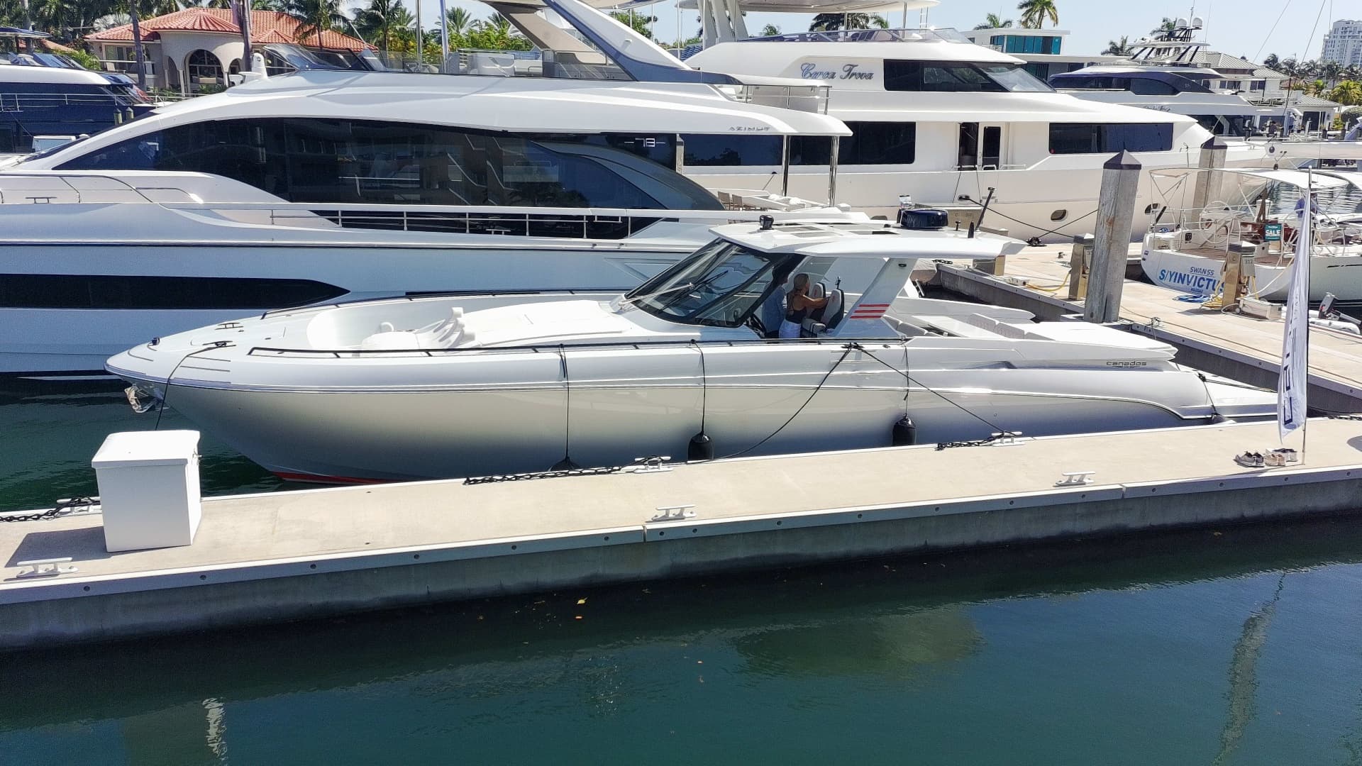 2026 Canados Gladiator 493 Grand