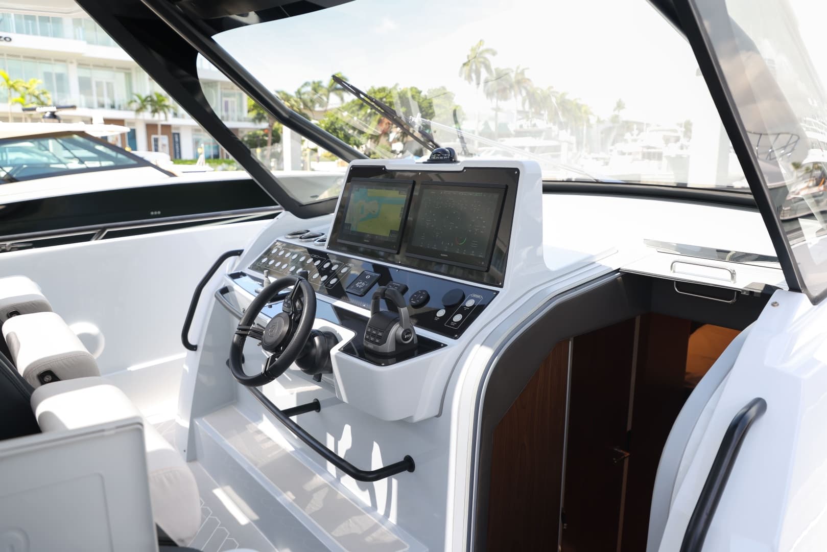 2026 Canados Gladiator 493 Grand
