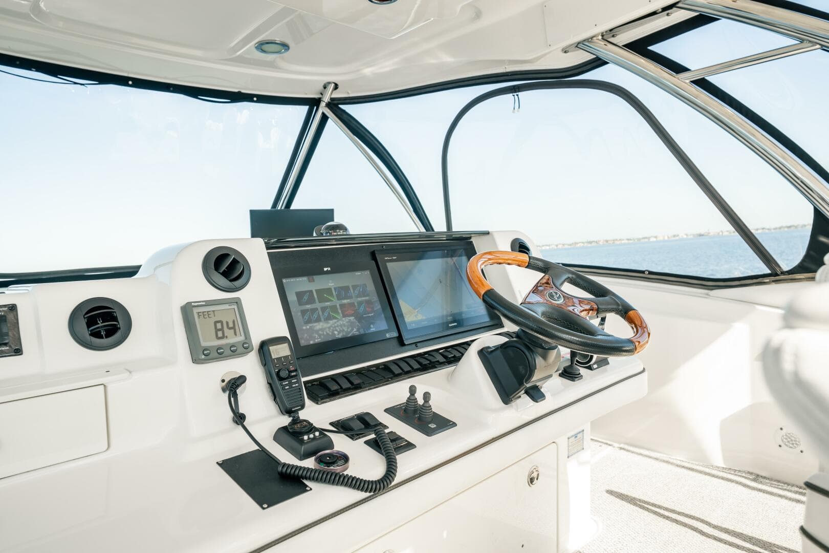 2007 Sea Ray 580 Sedan Bridge