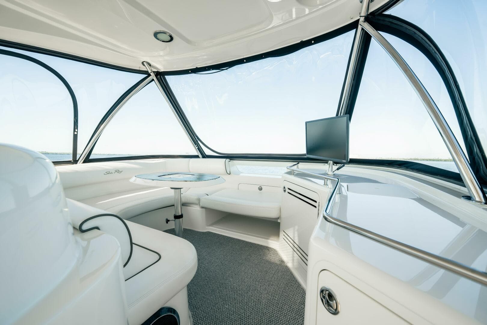 2007 Sea Ray 580 Sedan Bridge