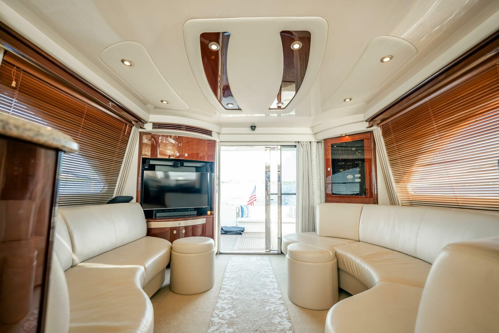 2007 Sea Ray 580 Sedan Bridge