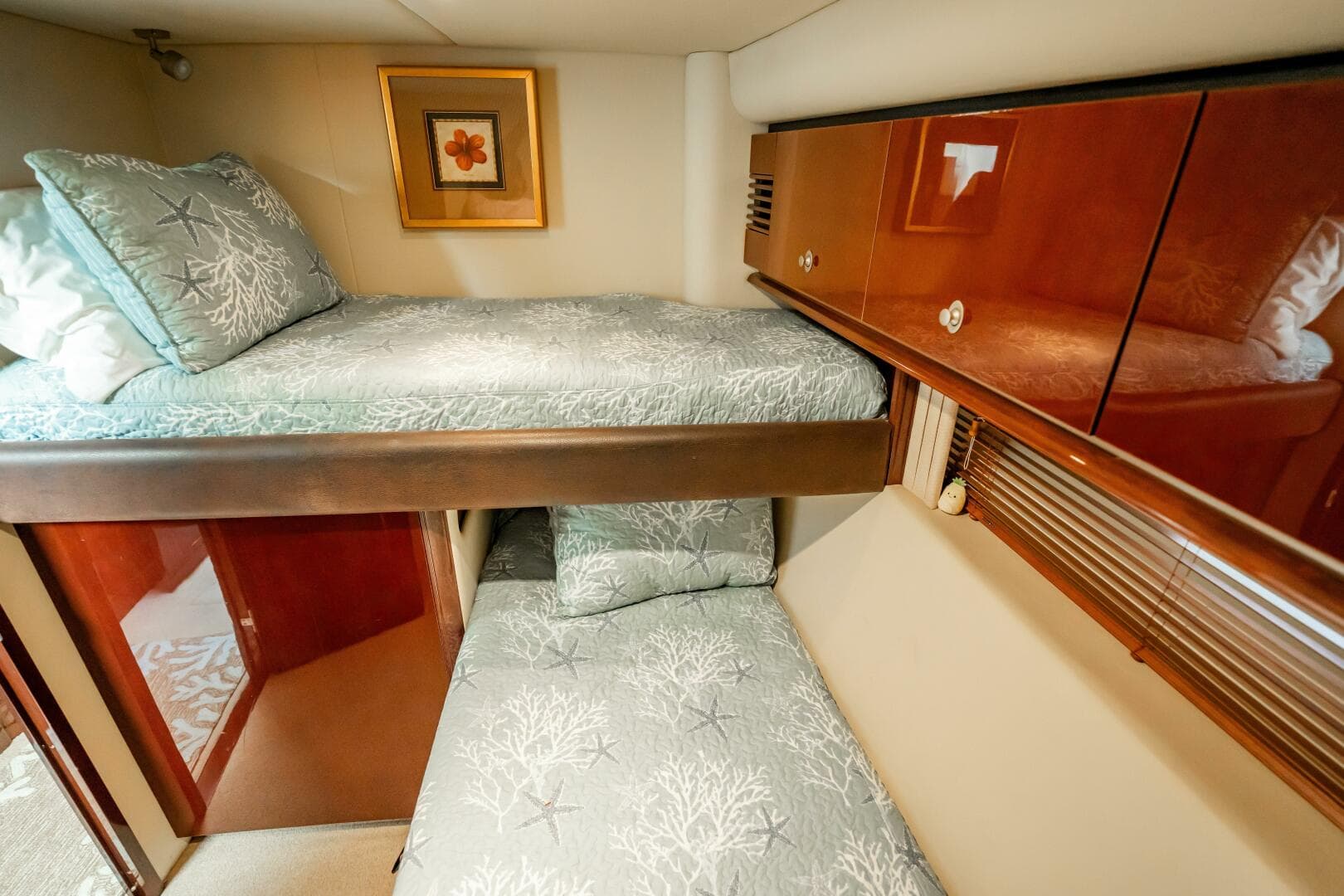 2007 Sea Ray 580 Sedan Bridge