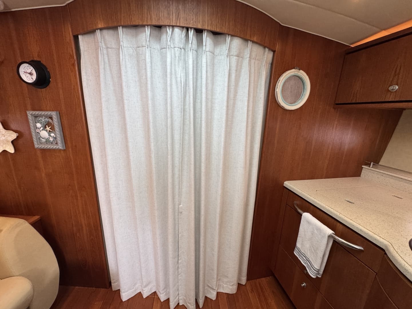 2008 Tiara Yachts 3900 Sovran