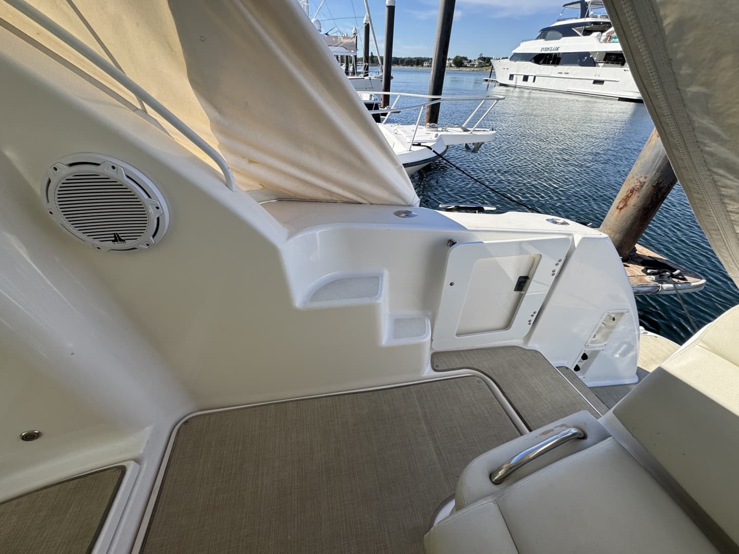 2008 Tiara Yachts 3900 Sovran