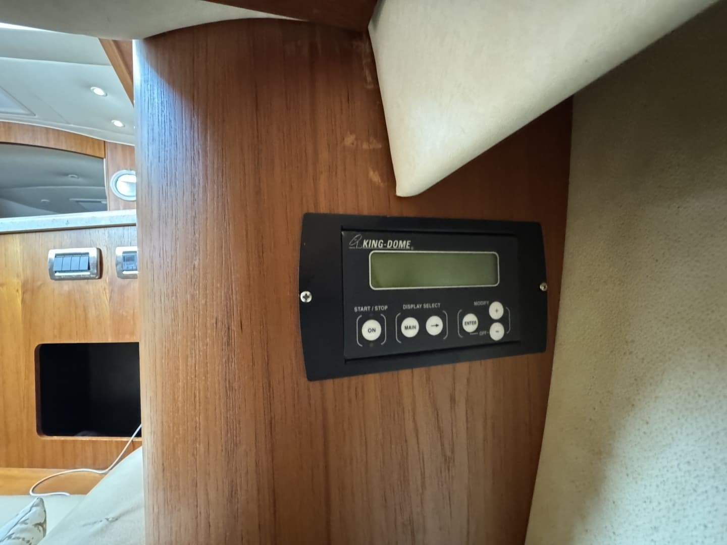 2008 Tiara Yachts 3900 Sovran