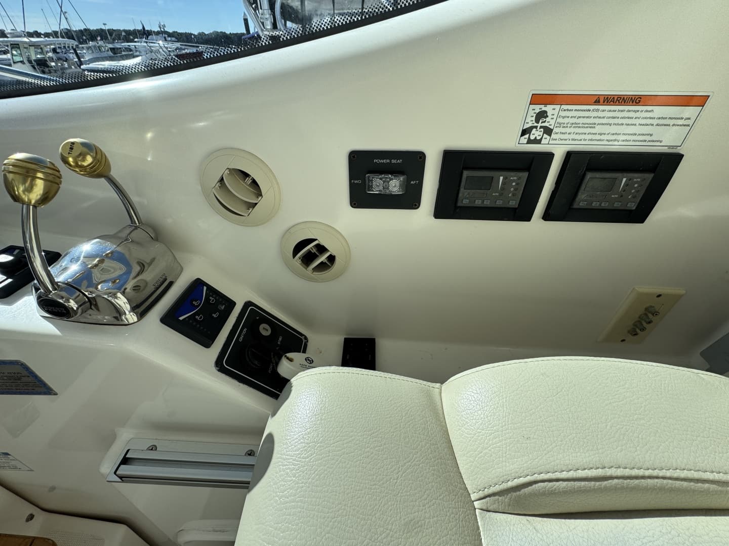 2008 Tiara Yachts 3900 Sovran