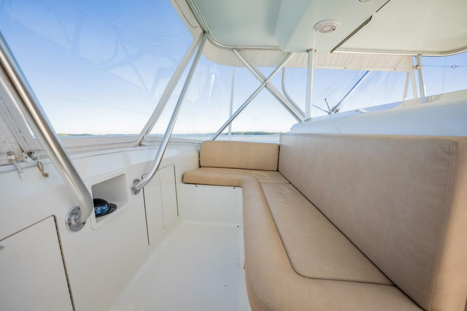 2001 Post 42 Convertible