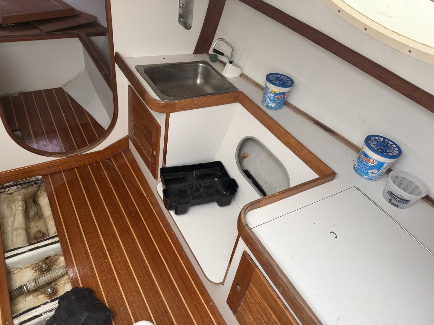 1995 Alerion 28