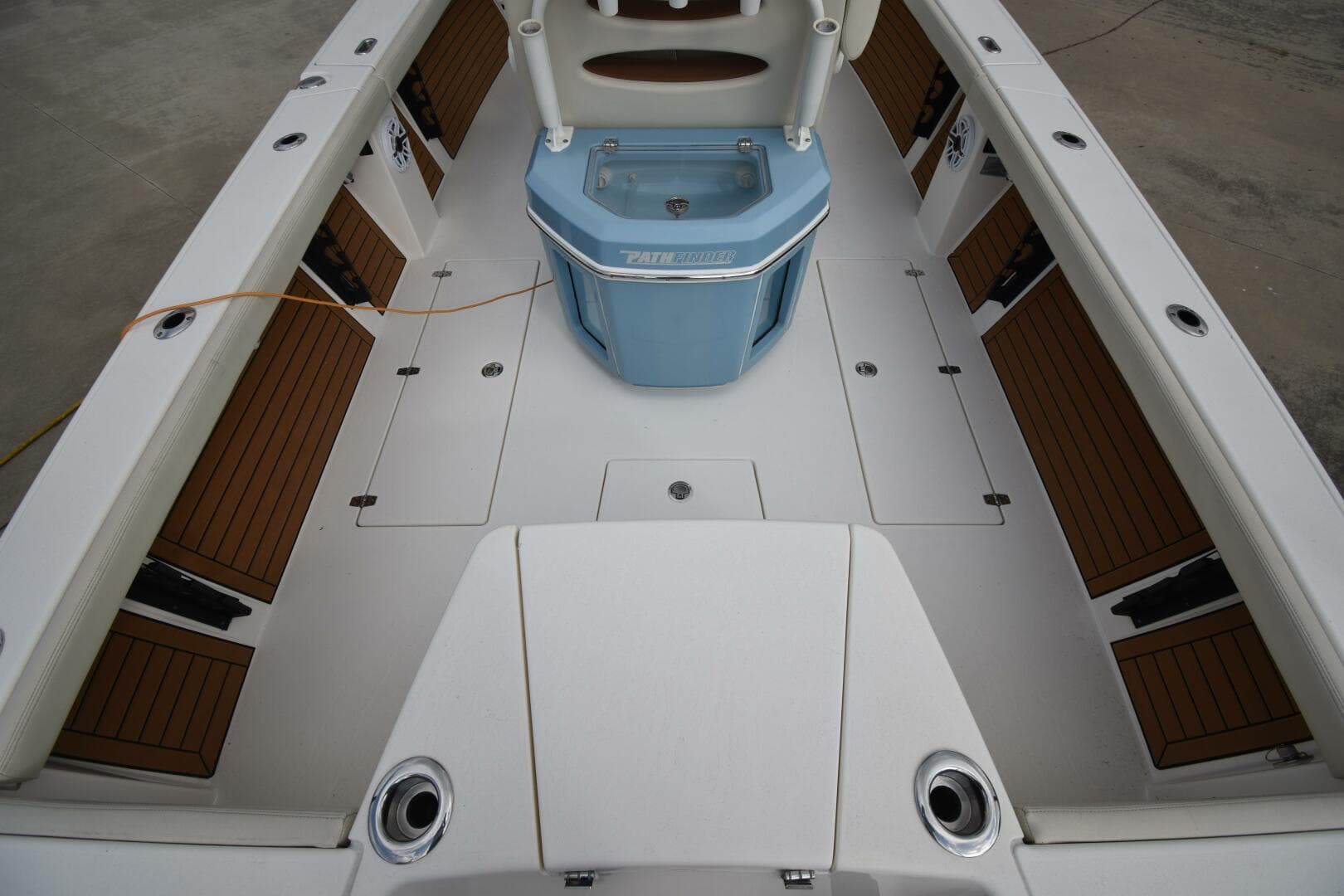 2023 Pathfinder 2700 Open