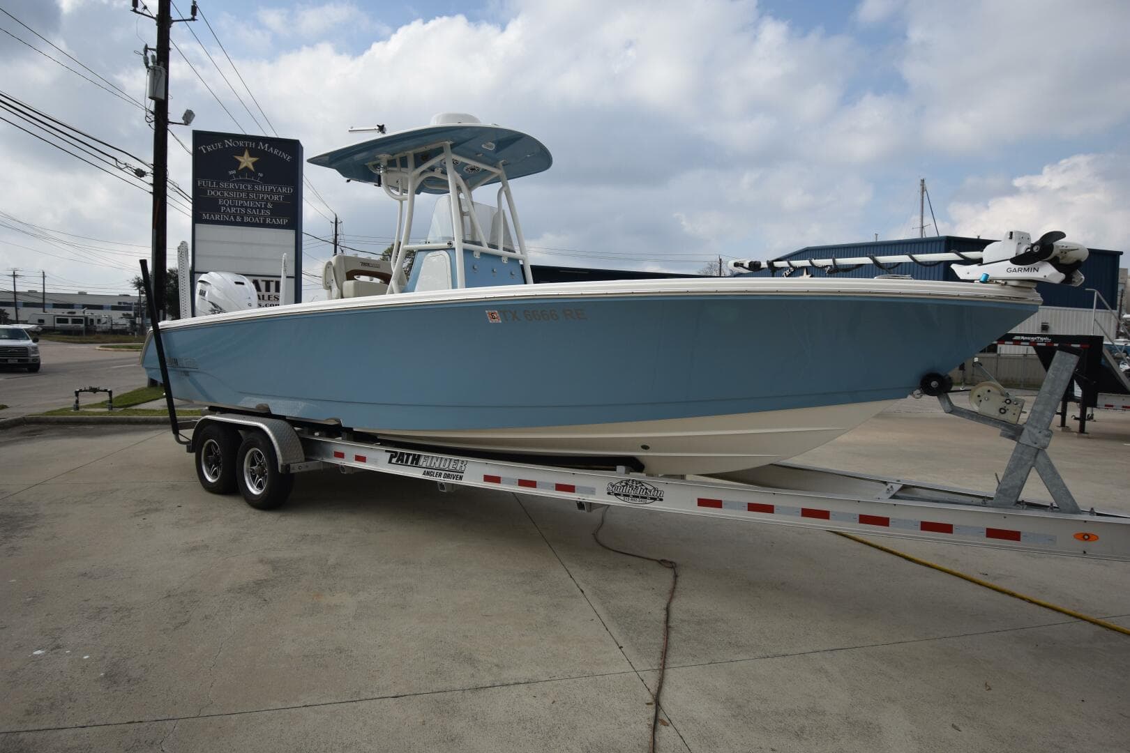 2023 Pathfinder 2700 Open