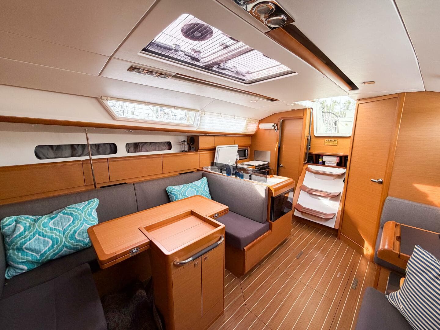 2013 Jeanneau Sun Odyssey 409