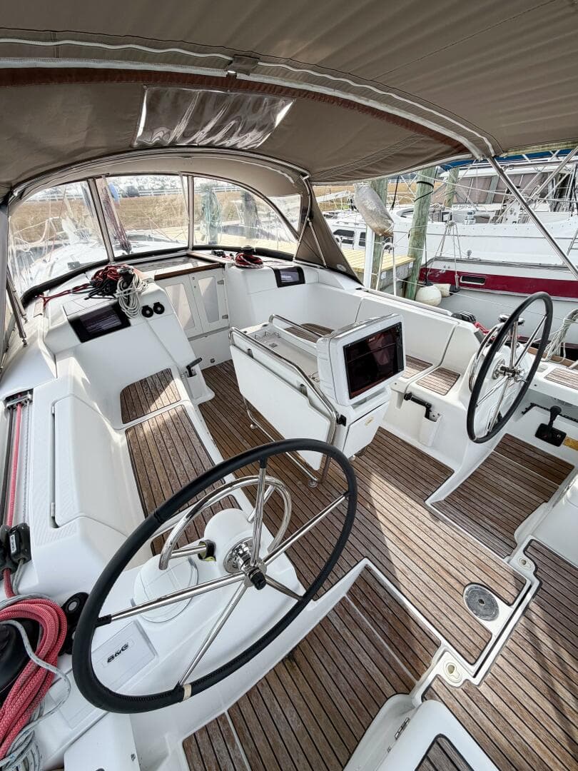 2013 Jeanneau Sun Odyssey 409