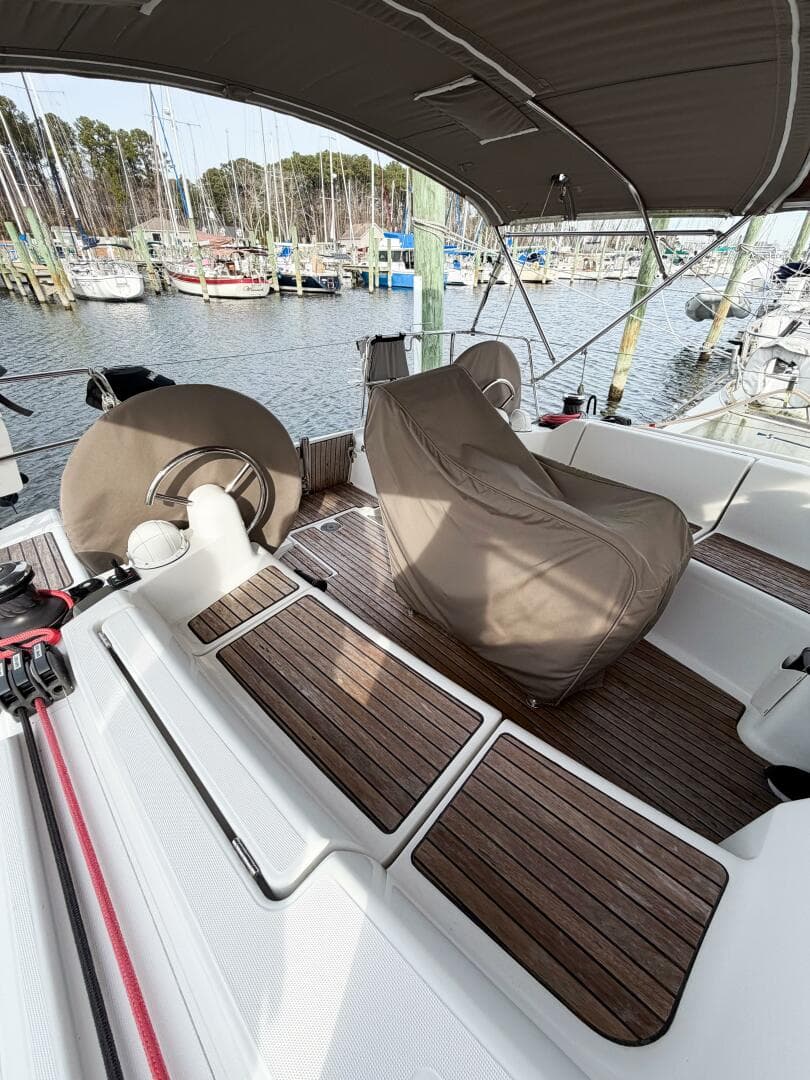 2013 Jeanneau Sun Odyssey 409