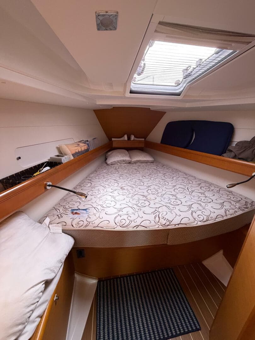 2013 Jeanneau Sun Odyssey 409