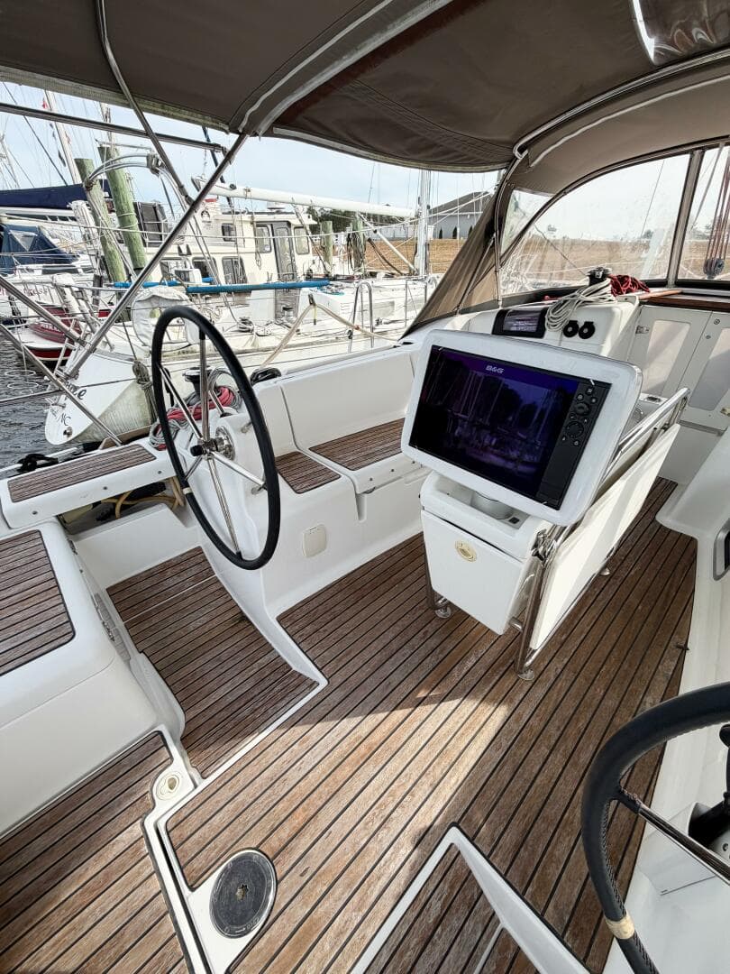 2013 Jeanneau Sun Odyssey 409