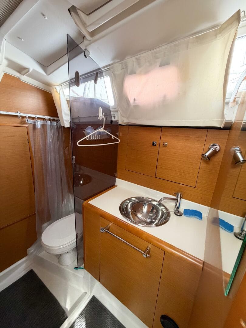 2013 Jeanneau Sun Odyssey 409