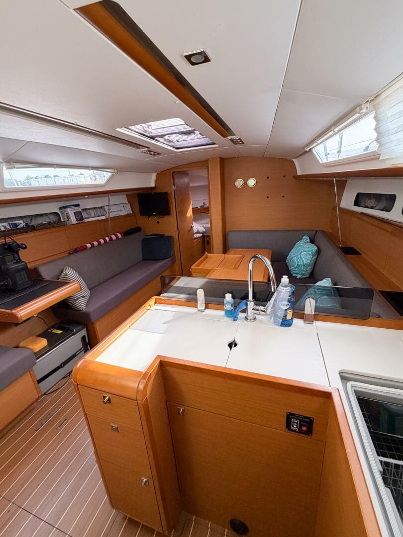 2013 Jeanneau Sun Odyssey 409