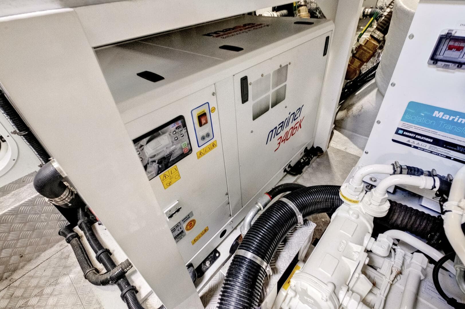 2024 Sunseeker 76 Yacht