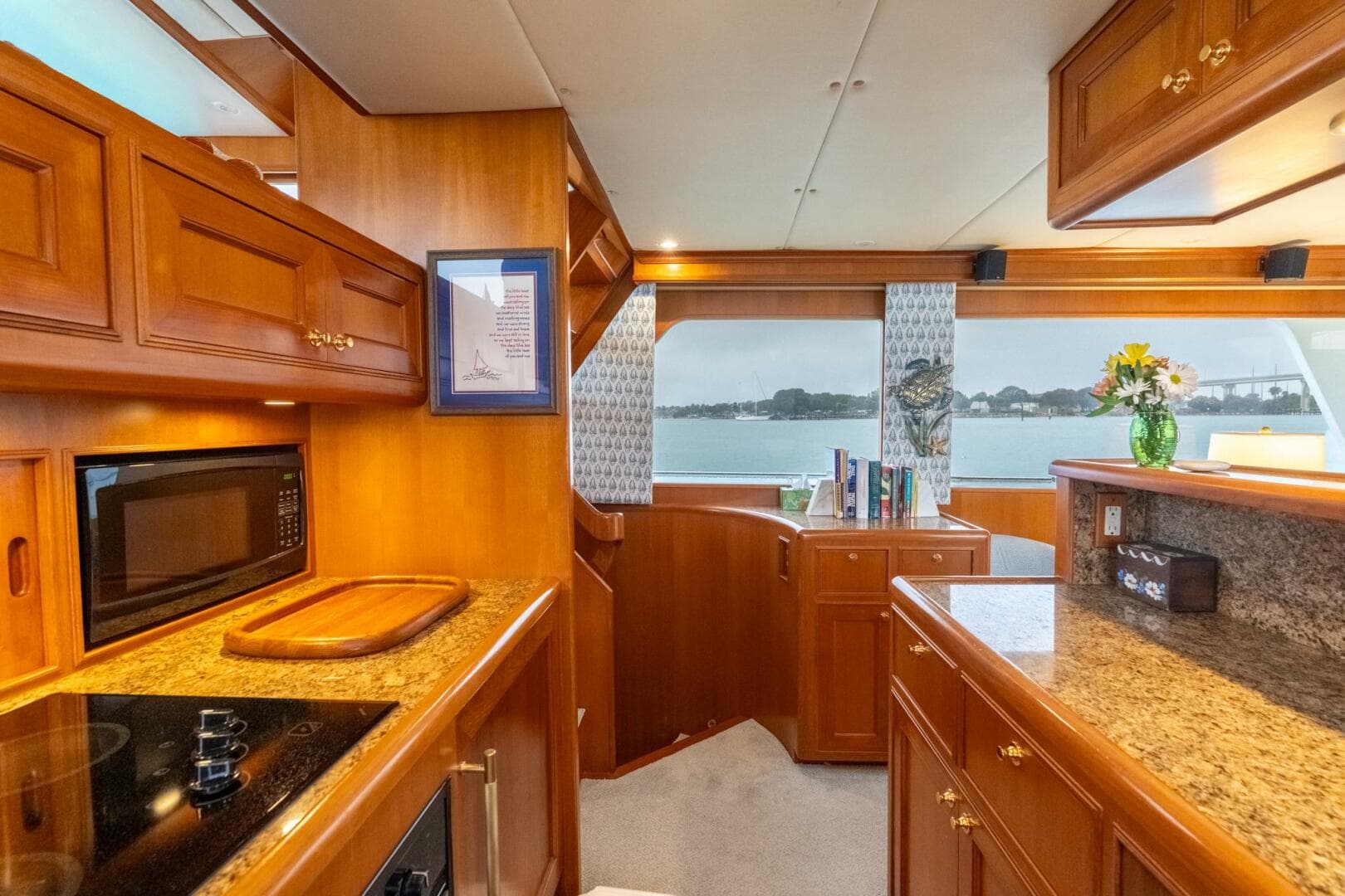 2005 Offshore Yachts Pilothouse
