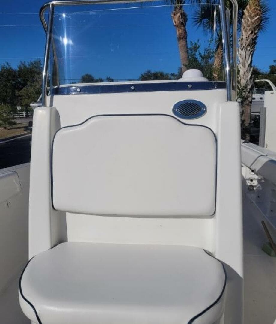 2015 Sea Hunt Ultra 211