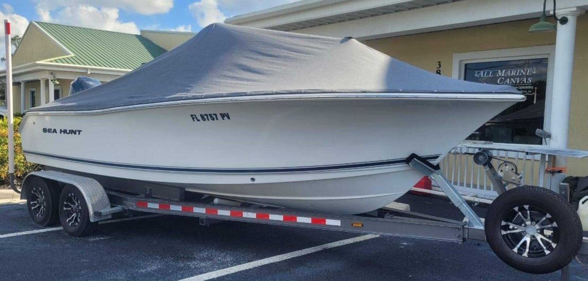 2015 Sea Hunt Ultra 211