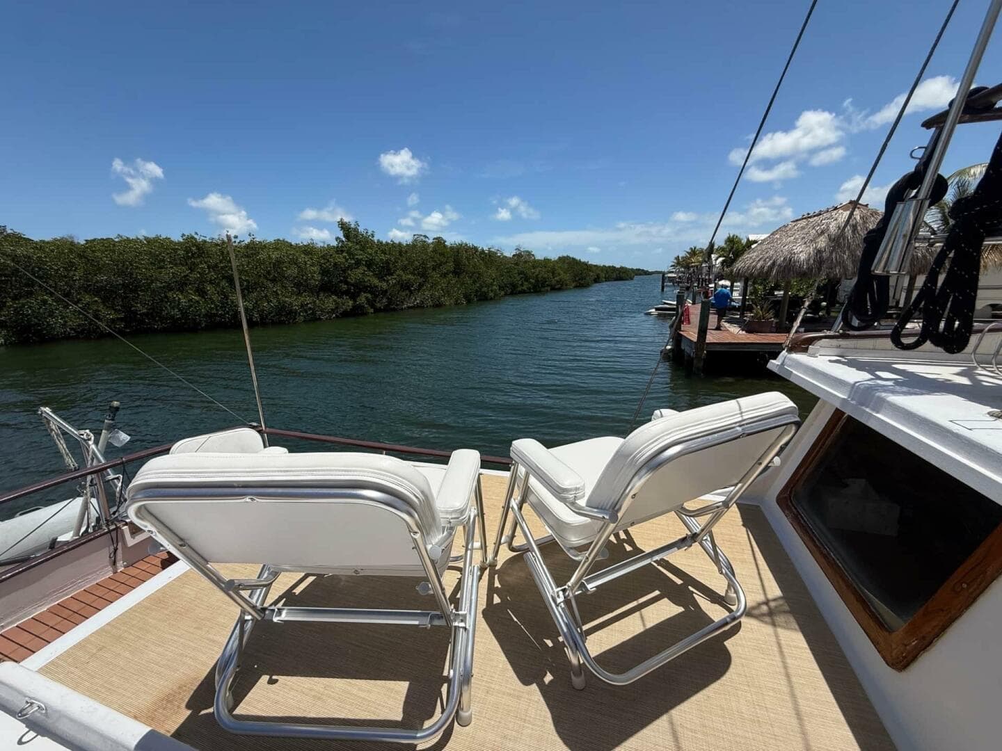 1977 Marine Trader 40 Double Cabin