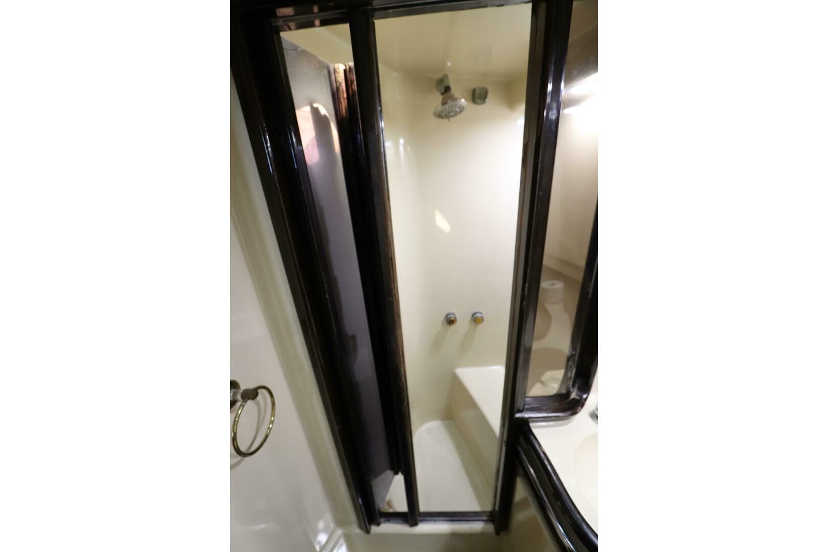 1991 Spectrum 48 Convertible