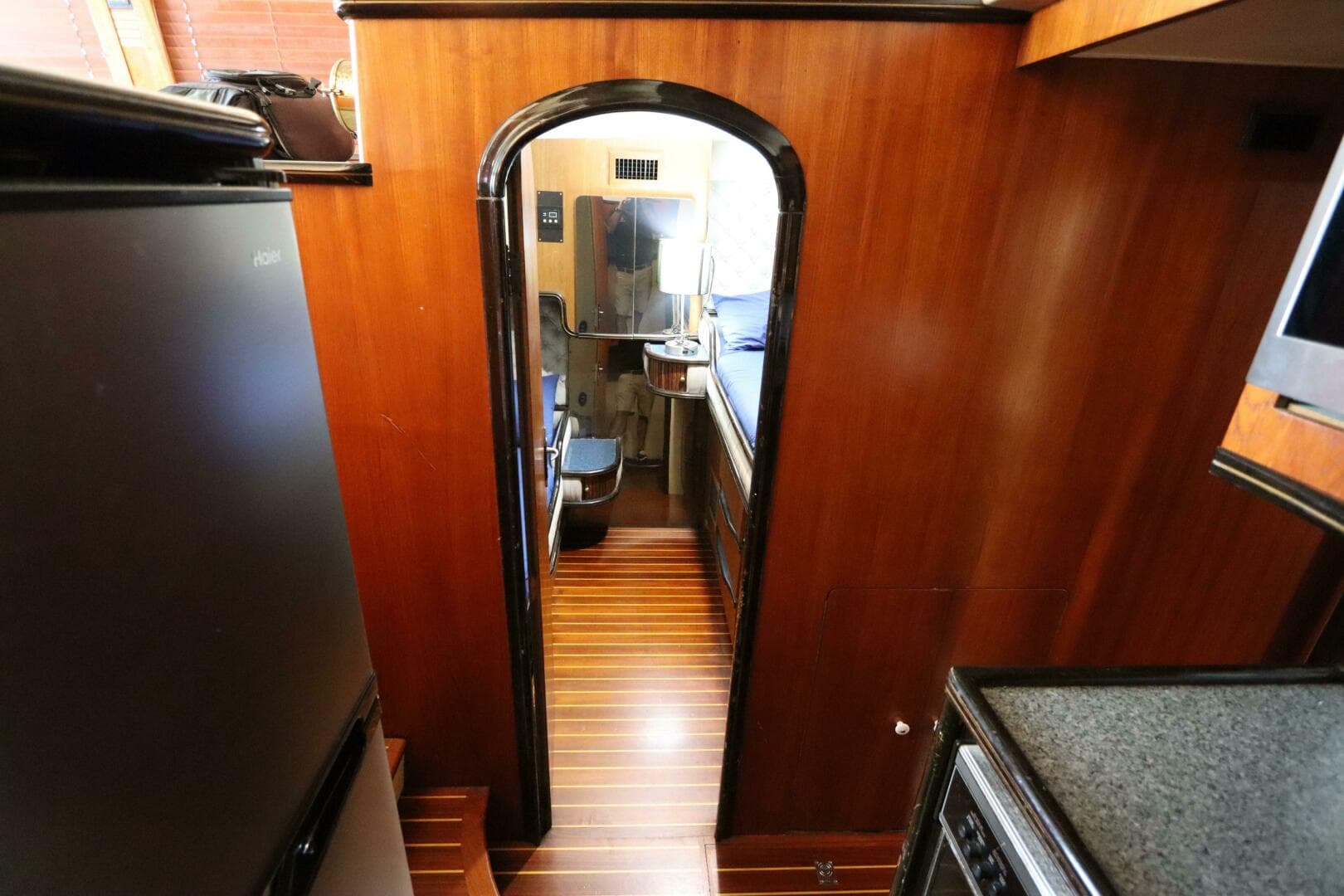 1991 Spectrum 48 Convertible