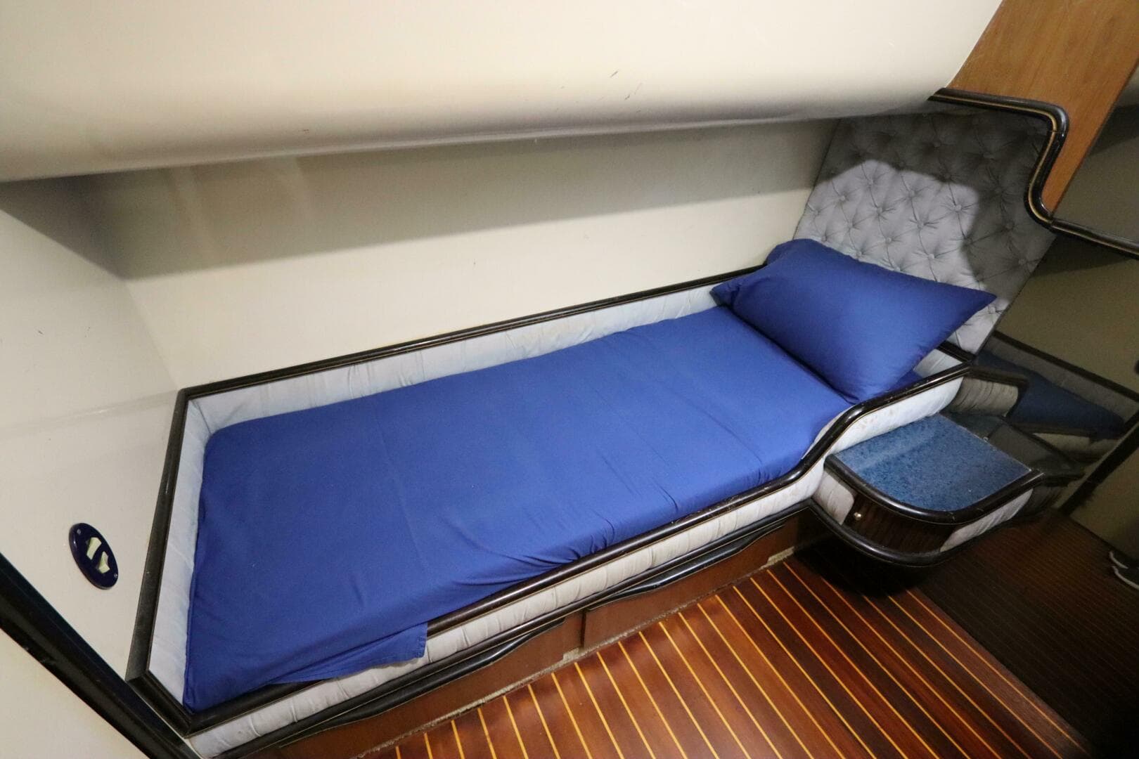 1991 Spectrum 48 Convertible