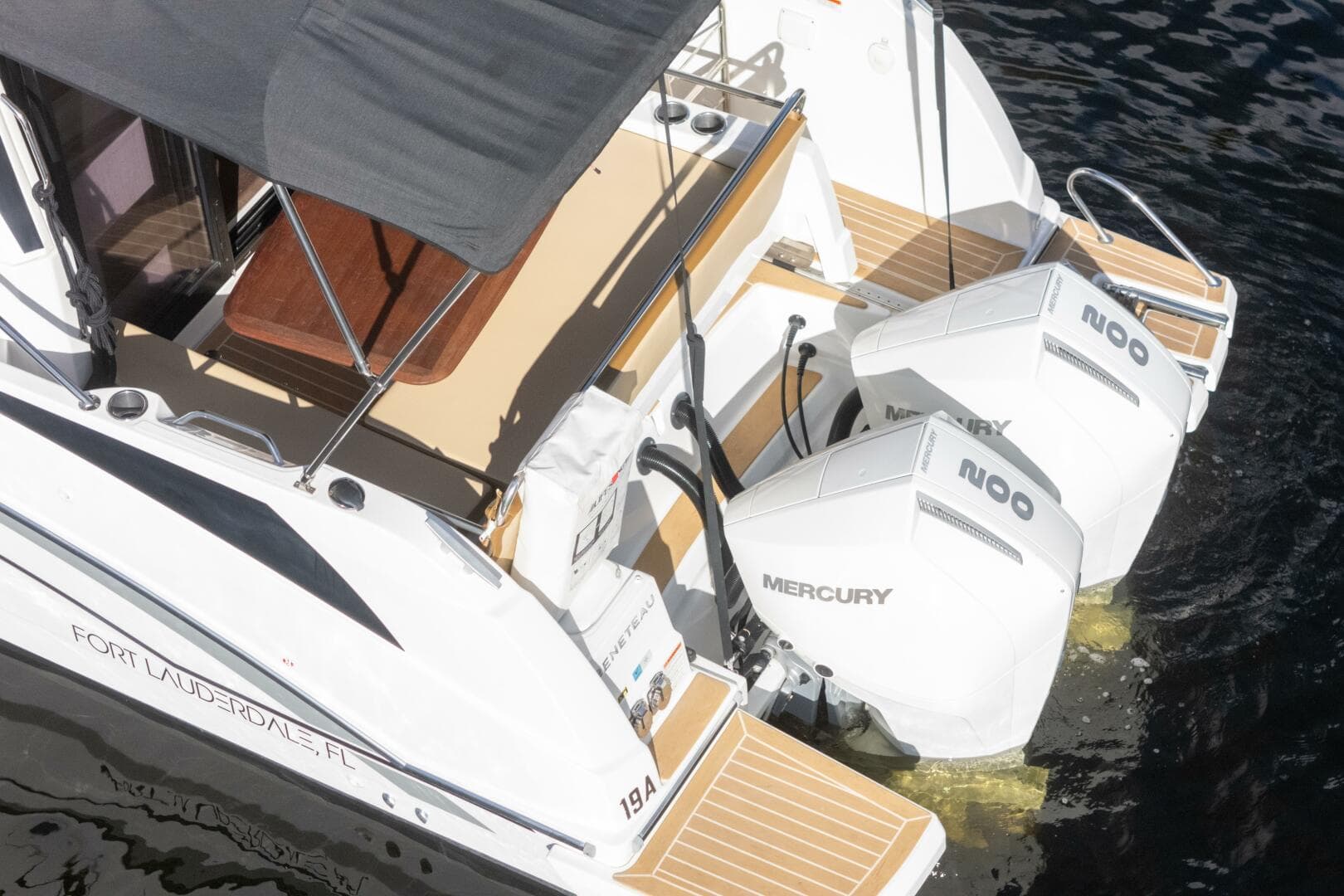 2021 Beneteau Antares 9