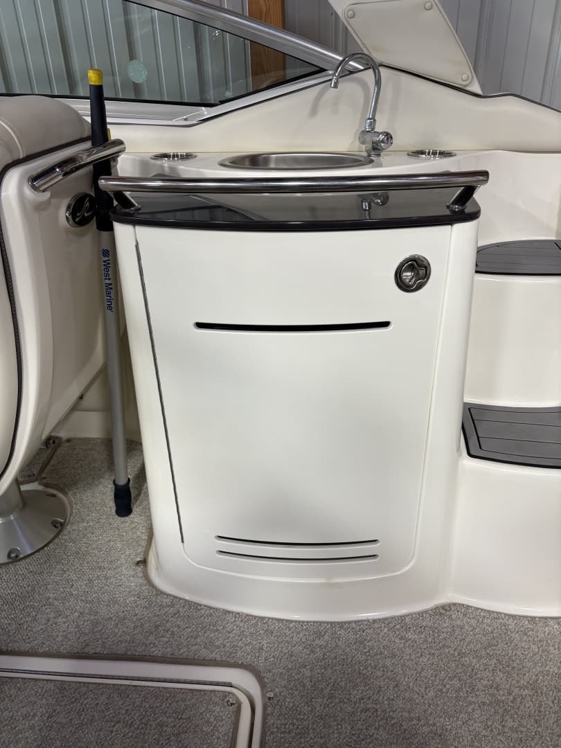 2007 Sea Ray 270 SLX