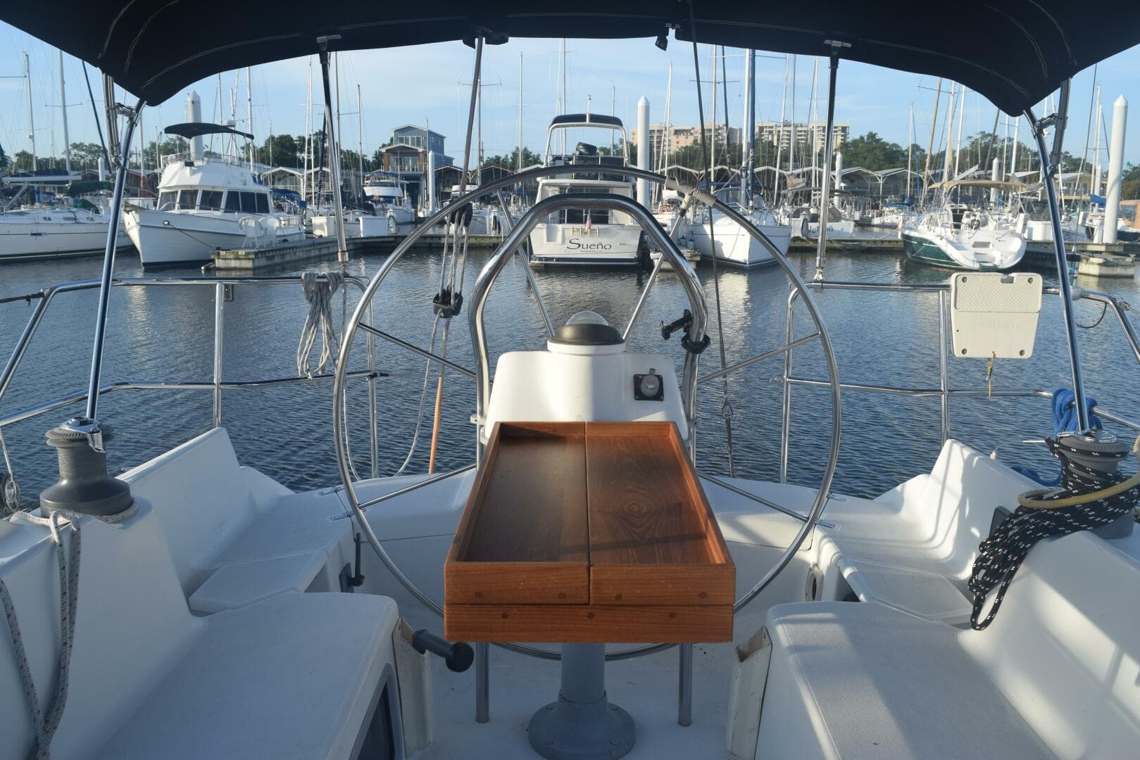 1999 C&C 110 - Cockpit