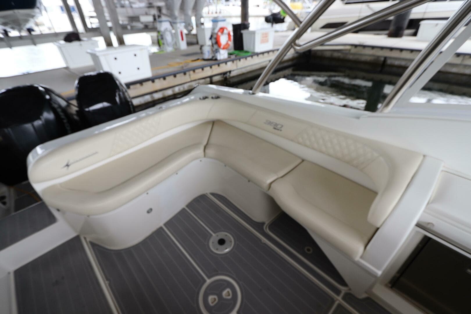 2014 Intermarine 380 Sport