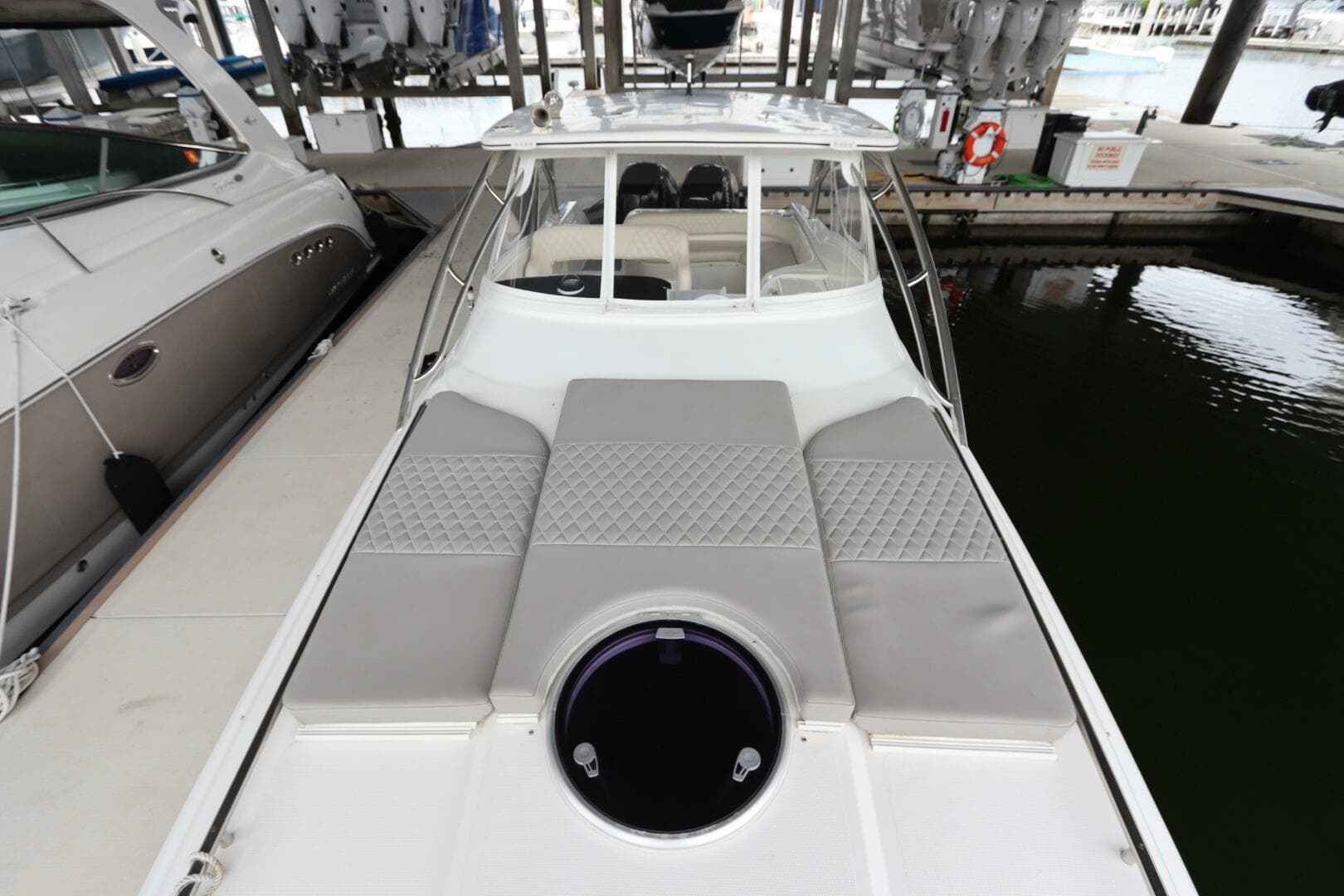 2014 Intermarine 380 Sport