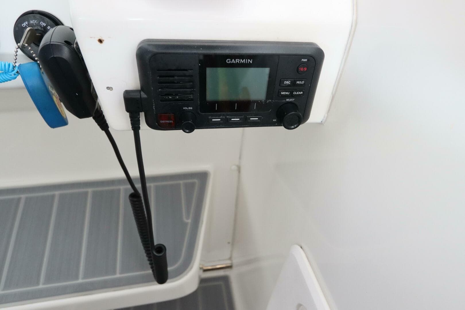 2014 Intermarine 380 Sport