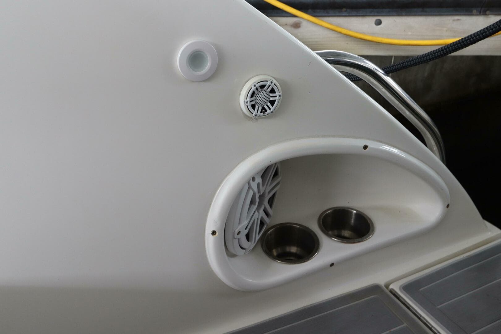 2014 Intermarine 380 Sport