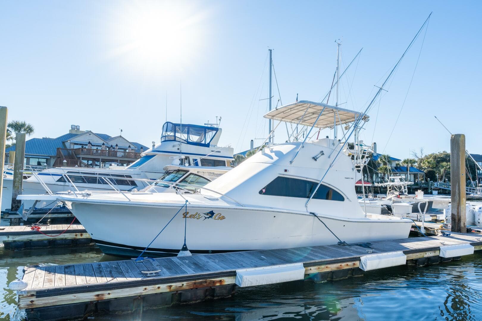 2004 Luhrs 36 Convertible