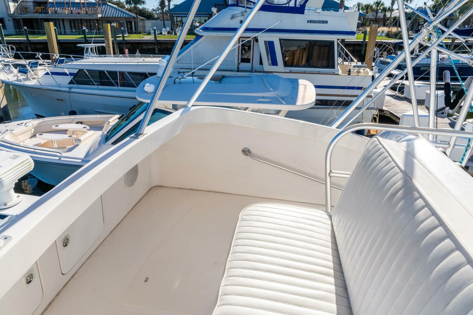 2004 Luhrs 36 Convertible
