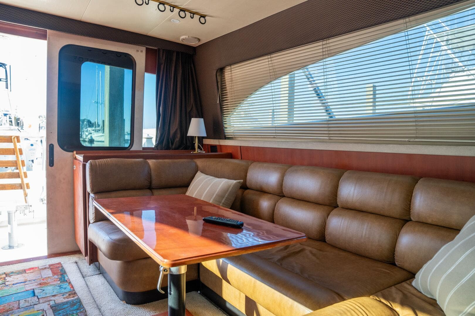 2004 Luhrs 36 Convertible