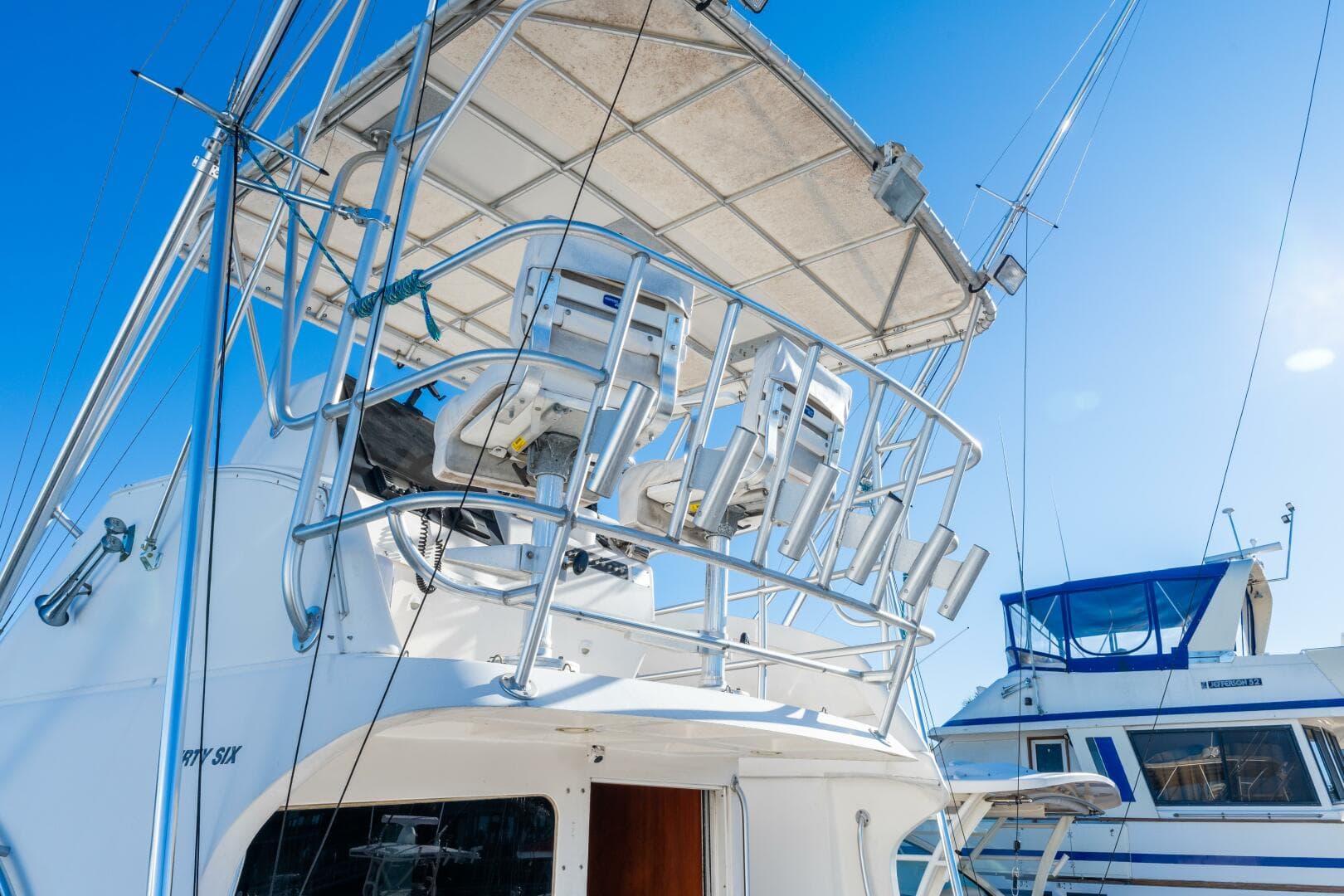 2004 Luhrs 36 Convertible