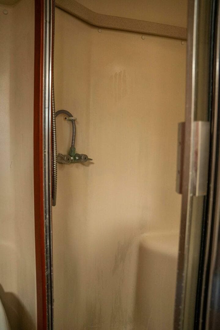 2004 Luhrs 36 Convertible