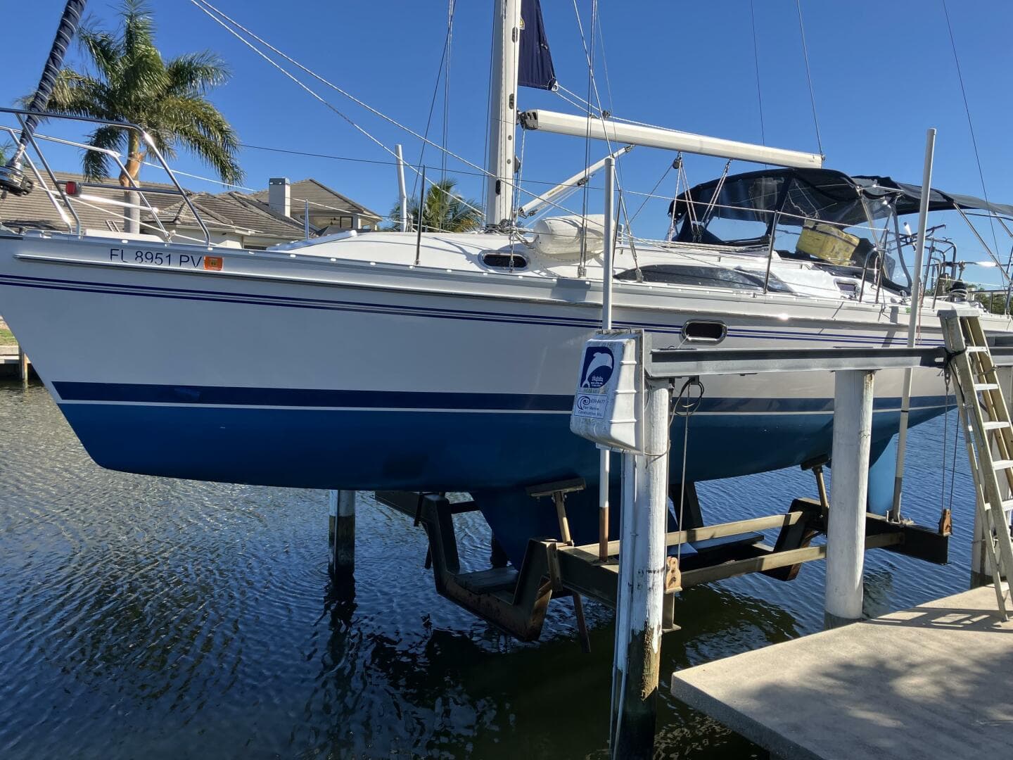 2012 Catalina 355