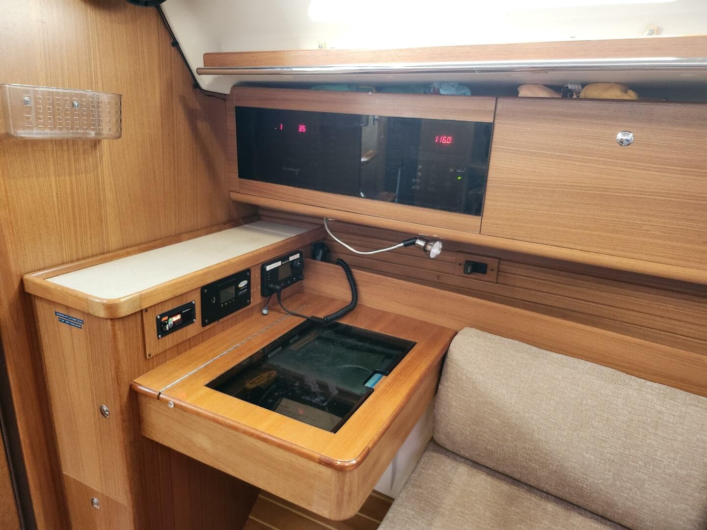 2012 Catalina 355