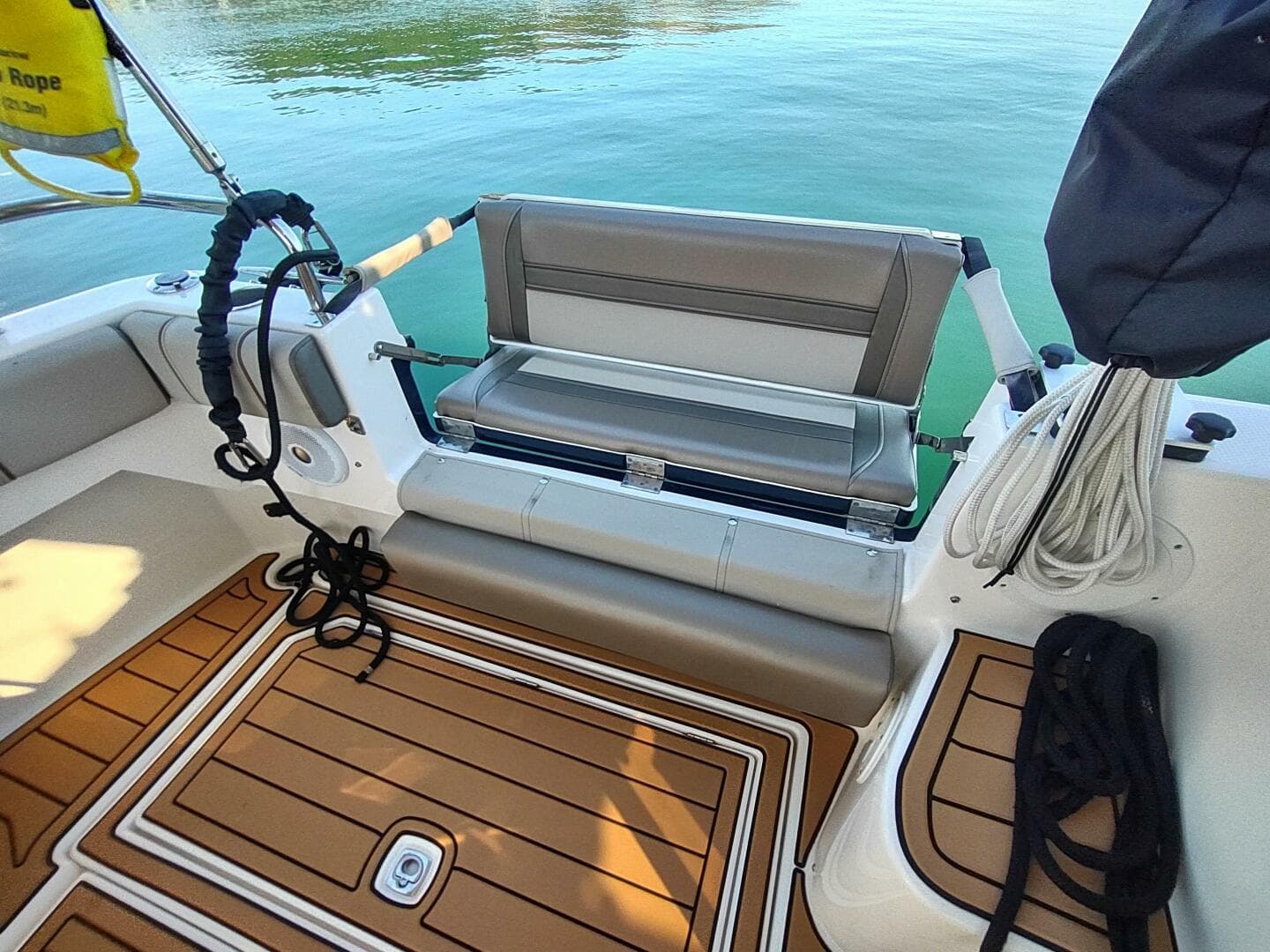 2020 Cutwater C-32 Coupe