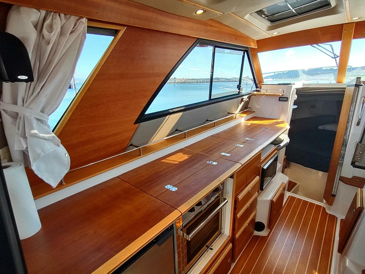 2020 Cutwater C-32 Coupe