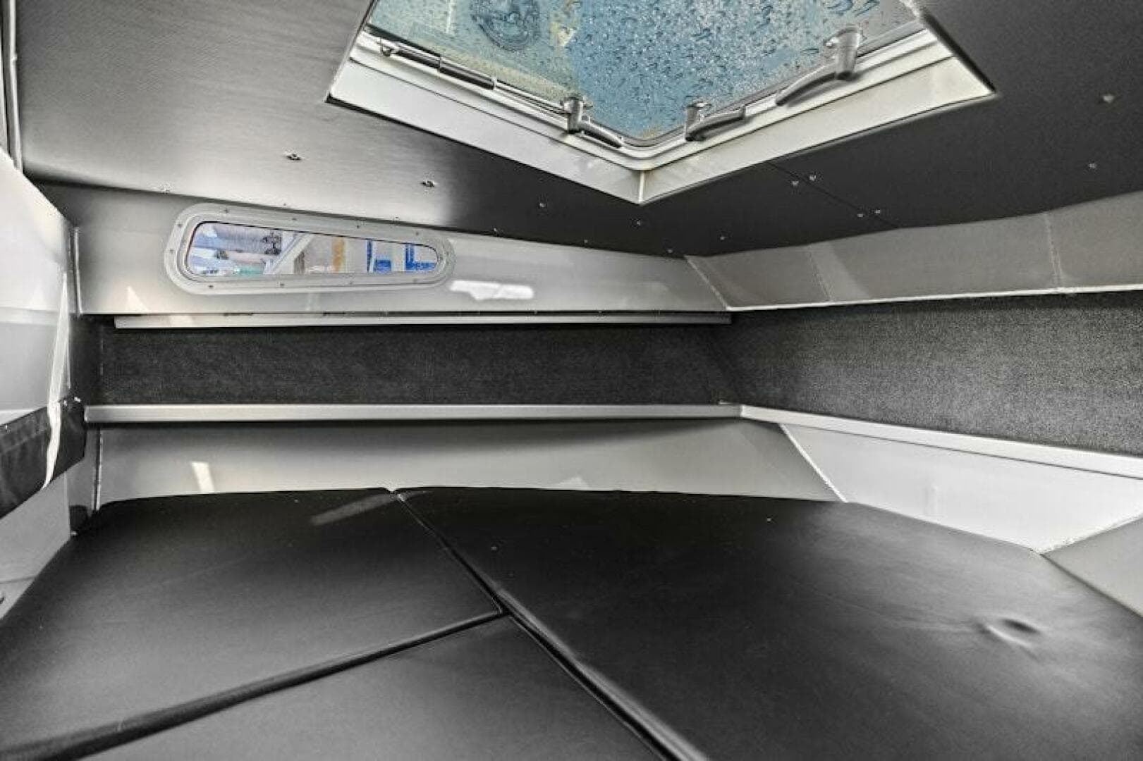 2024 North River Endurance