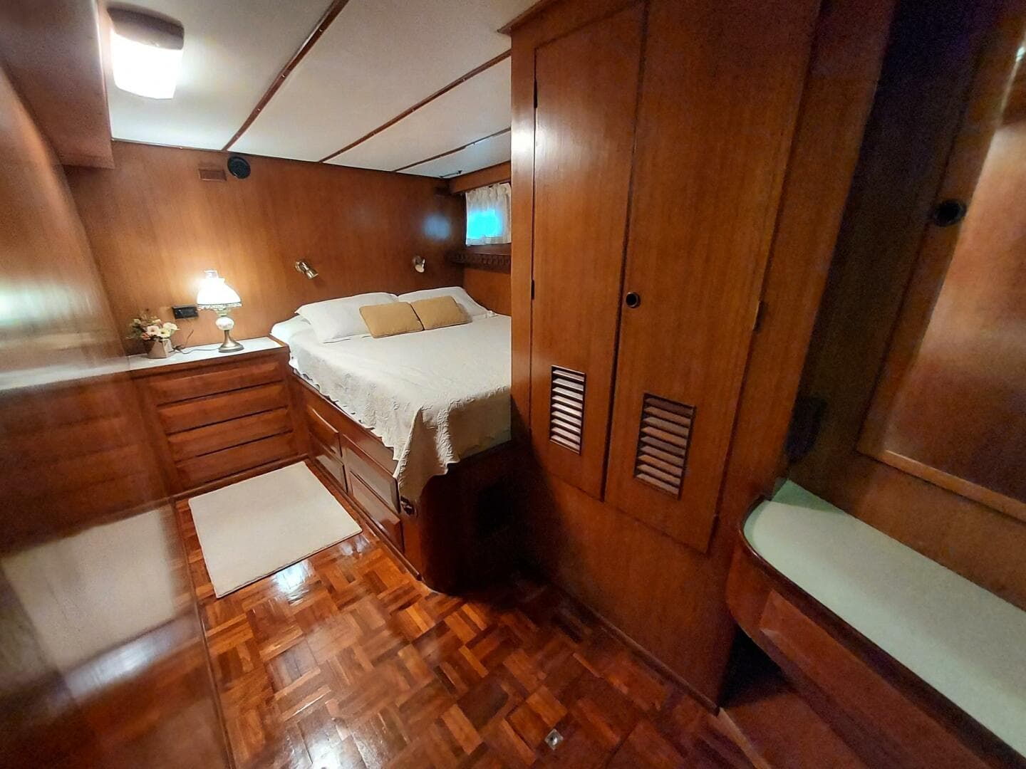 1982 DeFever 52 Offshore Cruiser